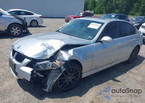 2008 BMW 328Xi из США, поврежденный, VIN WBAVC73518KX92542